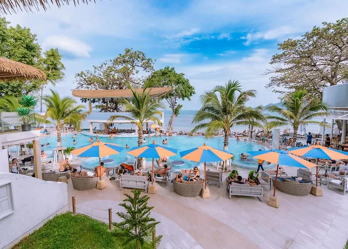 Arkbar Beach Club